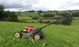 Can a self-propelled mower be pushed?