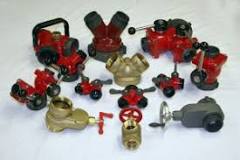 How many types of fire nozzles are there?