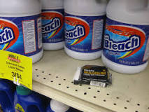 What is difference between bleach and chlorine?