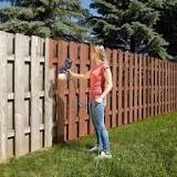 What is the best sprayer for staining a fence?
