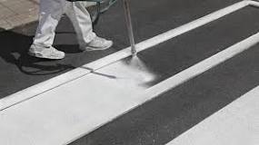 What paint will stick to asphalt?