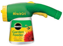 When should I fill my Miracle-Gro Garden Feeder?