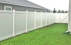Will string trimmer damage vinyl fence?