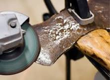 Can you use an angle grinder to sharpen tools?
