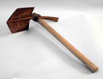 What does a flat shovel look like?