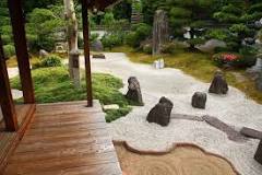 What are the elements of a Japanese Zen garden?