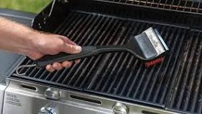 When should I scrape my grill grates?